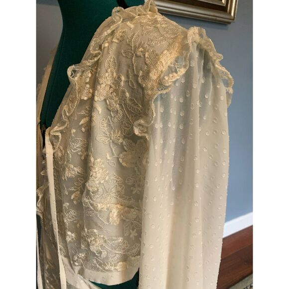 Alexis Cream Lace Cut Out Long Sleeve Dress, size L - Picture 3 of 7